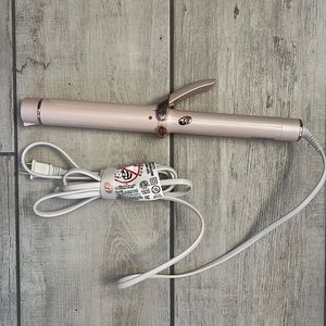 T3 Singlepass curl 1.25” ceramic curling iron